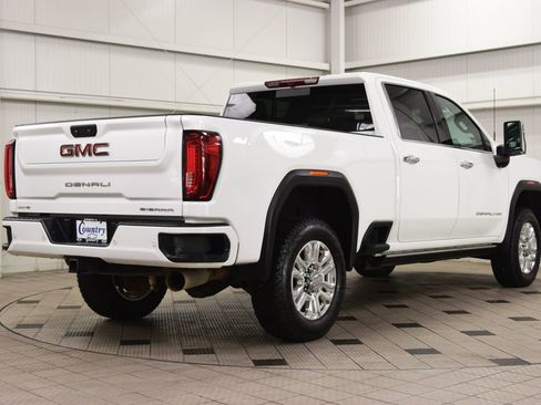 Used 2023 GMC Sierra 3500 Denali image 8