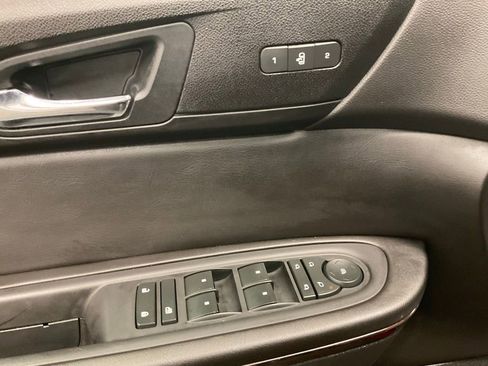 Used 2017 Chevrolet Traverse Premier image 11