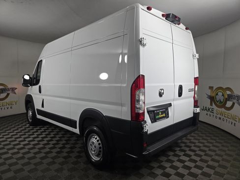 Used 2025 RAM ProMaster 2500 w/ Safety Group FWD image 29