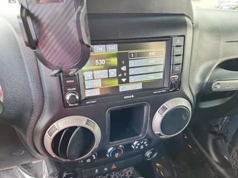 Used 2016 Jeep Wrangler Sport AWD/4WD image 20