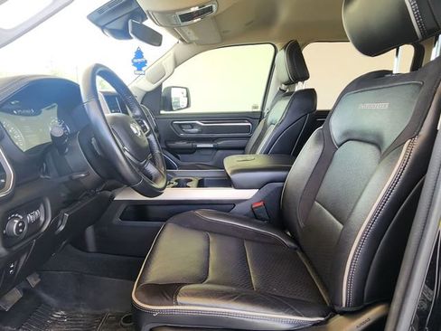 Used 2022 RAM 1500 Laramie AWD/4WD image 15