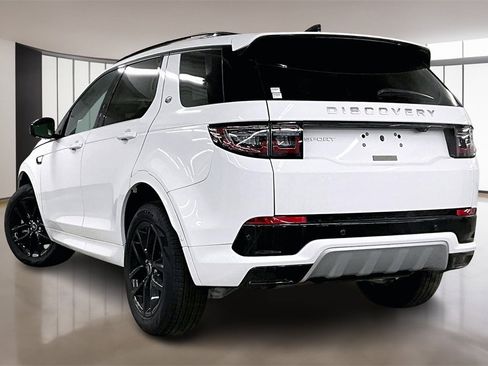 New 2025 Land Rover Discovery Sport S image 3