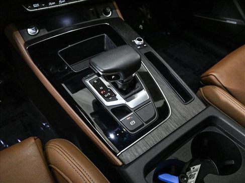 Certified 2024 Audi Q5 2.0T Premium Plus AWD/4WD image 12