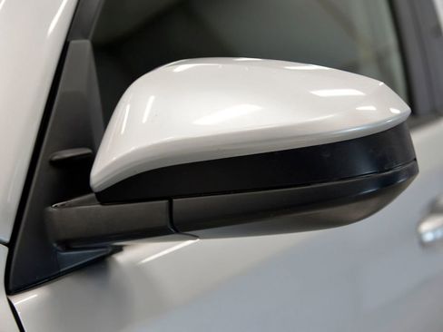 Used 2021 Toyota 4Runner SR5 image 12