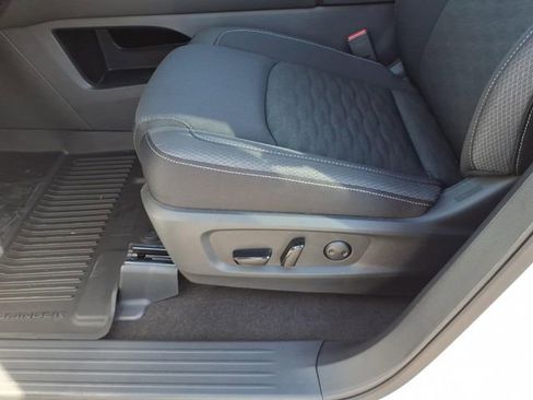 New 2026 Nissan Pathfinder SV AWD/4WD image 7