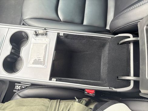 Used 2023 Tesla Model 3 Standard Range image 26