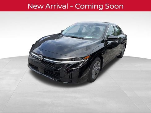 Used 2026 Nissan Sentra S w/ S Cold Weather Package FWD image 1