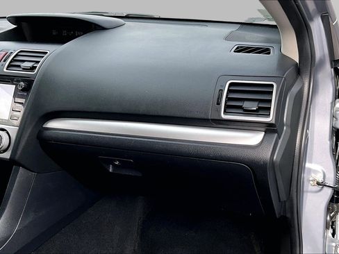 Used 2017 Subaru Crosstrek 2.0i Premium image 15