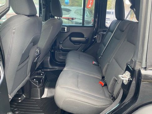 Used 2021 Jeep Wrangler Unlimited Sport image 8