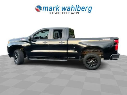 Used 2019 Chevrolet Silverado 1500 Custom Trail Boss w/ Custom Convenience Package AWD/4WD image 5