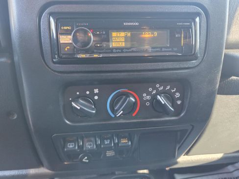 Used 2003 Jeep Wrangler Rubicon AWD/4WD image 24