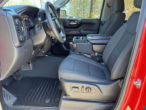 Used 2022 Chevrolet Silverado 1500 Custom w/ LPO, Blackout Package image 20