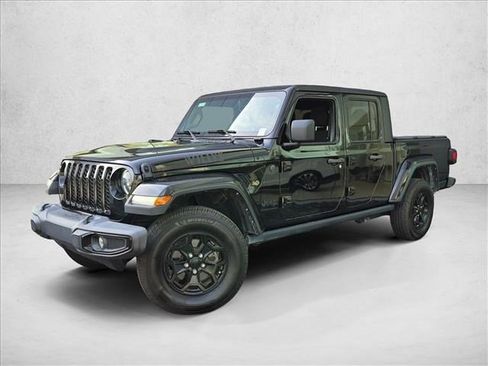 Used 2023 Jeep Gladiator Sport AWD/4WD image 1