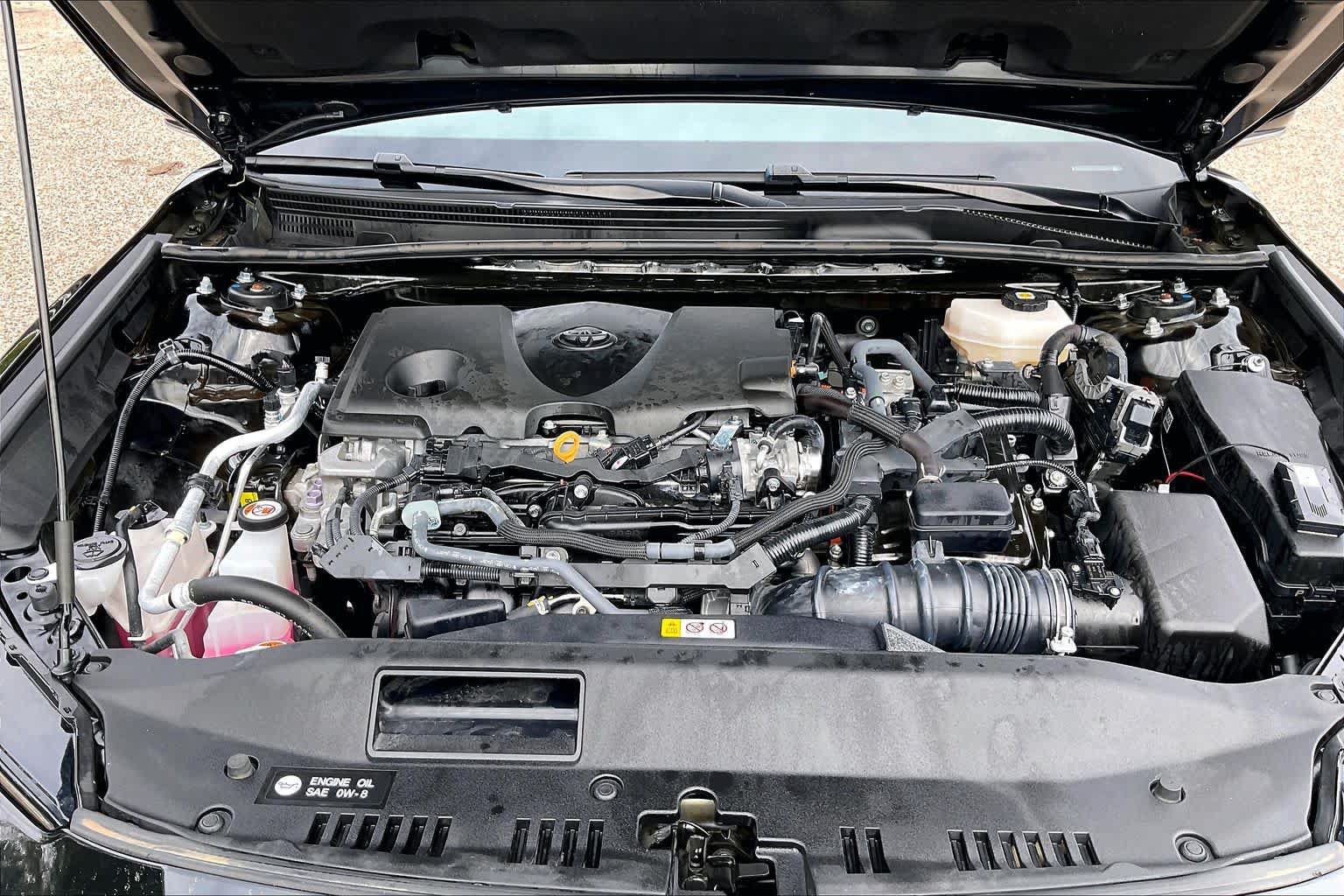 Used 2025 Toyota Camry SE w/ Convenience Package FWD image 31