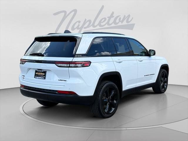 Certified 2023 Jeep Grand Cherokee Limited w/ Black Appearance Package AWD/4WD image 6