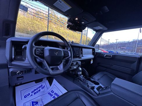 New 2025 Ford Bronco Big Bend w/ Black Diamond Package image 7