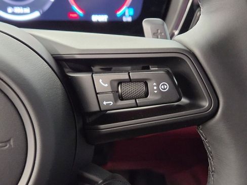 Certified 2026 Porsche Cayenne AWD/4WD image 19