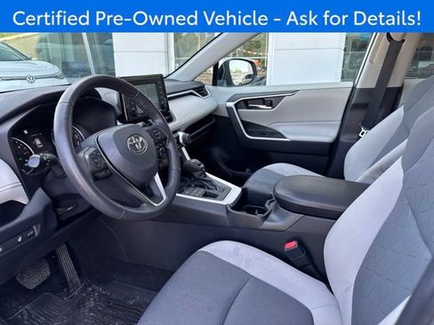 Used 2022 Toyota RAV4 XLE w/ Convenience Package AWD/4WD image 10