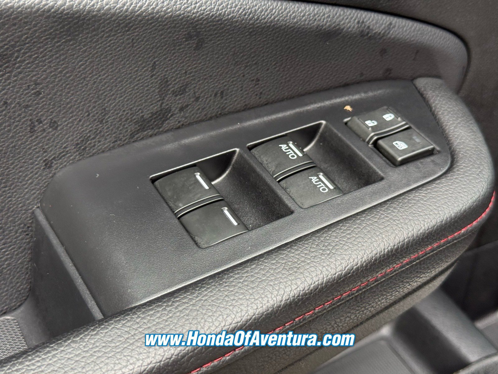 Certified 2025 Honda Ridgeline Black Edition image 28