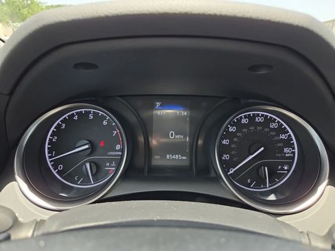 Used 2024 Toyota Camry SE FWD image 29