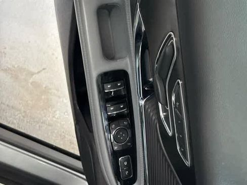 Used 2022 Lincoln Corsair AWD w/ Equipment Group 101A image 22