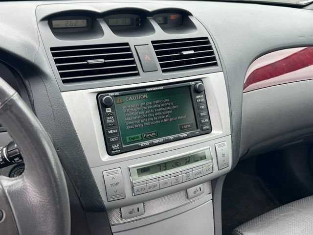 Used 2004 Toyota Solara SLE w/ Preferred Accessory Pkg FWD image 17