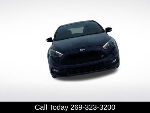 Used 2017 Ford Focus ST w/ Equipment Group 402A image 9