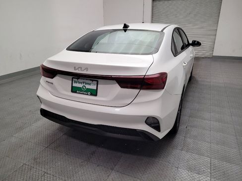 Used 2023 Kia Forte LXS FWD image 7