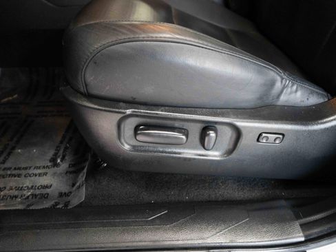 Certified 2023 Toyota Tacoma TRD Off-Road w/ TRD Premium Off Road Package image 12