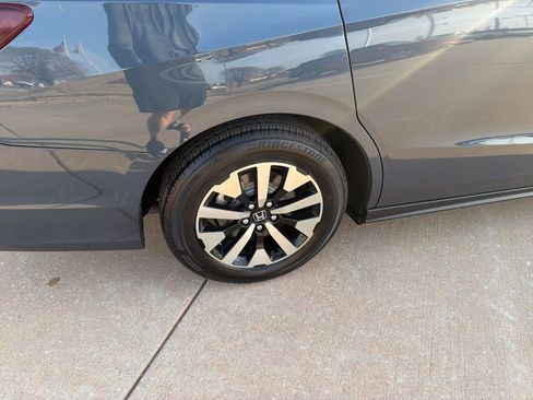Certified 2026 Honda Odyssey EX-L image 34