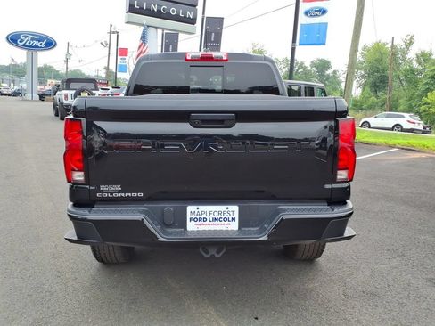 Used 2024 Chevrolet Colorado Z71 AWD/4WD image 19