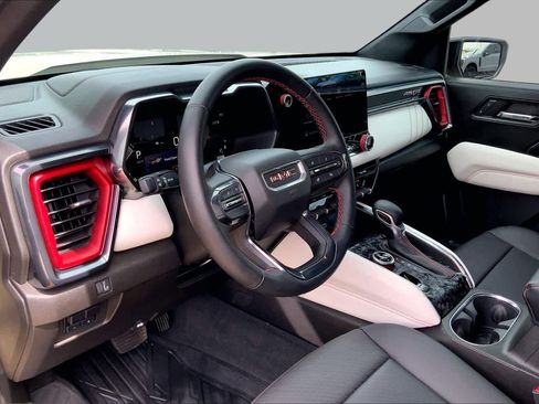 Used 2024 GMC Canyon AT4X AWD/4WD image 18