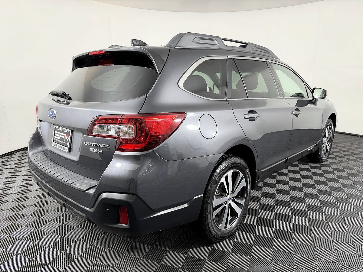 Used 2019 Subaru Outback 3.6R Limited AWD/4WD image 8