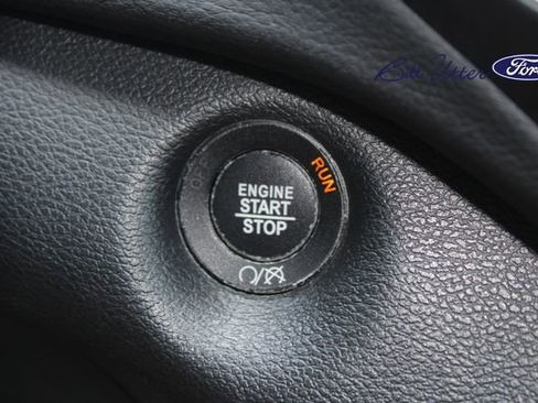 Used 2021 Jeep Cherokee Latitude Plus FWD image 22