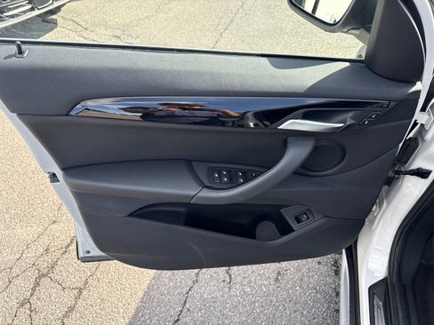 Used 2019 BMW X1 xDrive28i w/ Convenience Package AWD/4WD image 13