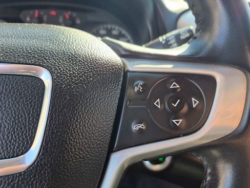 Used 2018 GMC Terrain SLE image 13