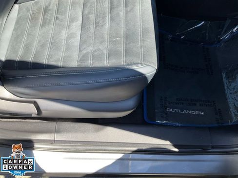 Used 2024 Mitsubishi Outlander SE image 52