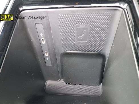 New 2026 Volkswagen ID.4 Pro AWD/4WD image 24