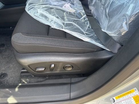 New 2025 Honda Prologue EX image 17