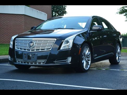 Used 2014 Cadillac XTS Platinum FWD image 1