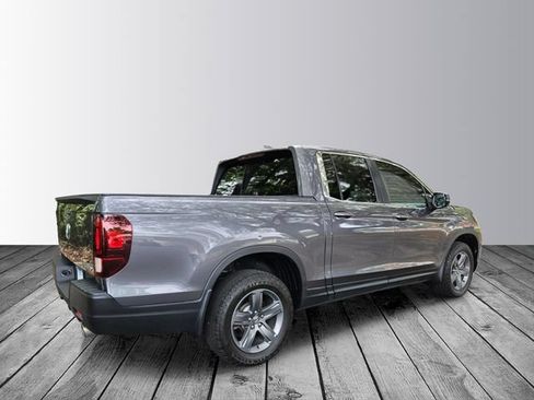 Certified 2023 Honda Ridgeline RTL image 5