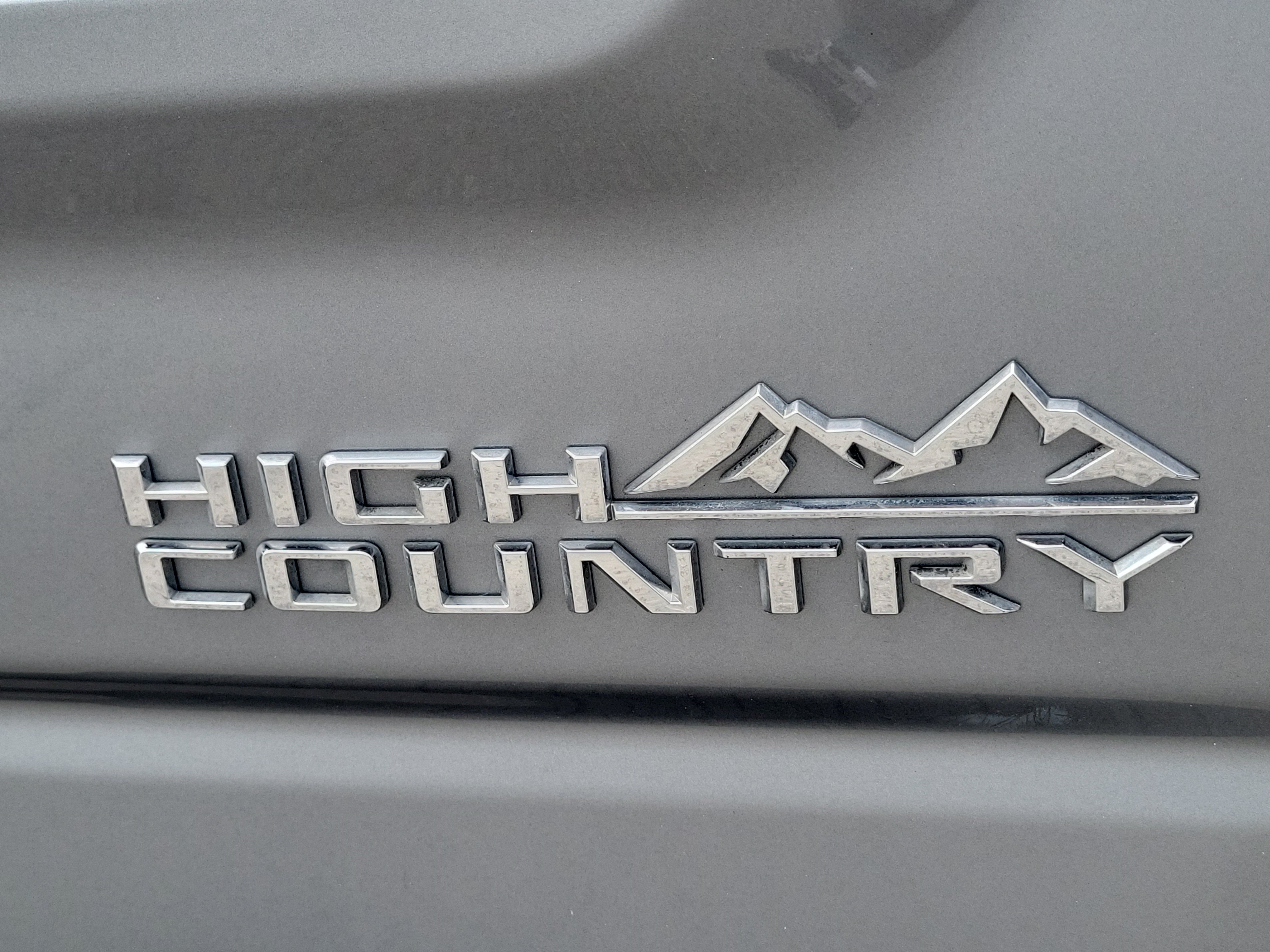 Used 2024 Chevrolet Silverado 1500 High Country AWD/4WD image 12