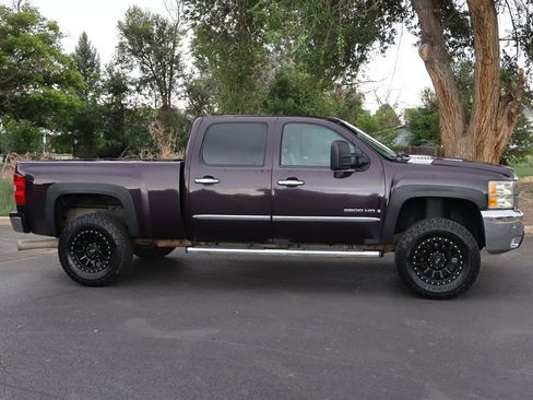 Used 2008 Chevrolet Silverado 2500 LTZ w/ Safety Package AWD/4WD image 3