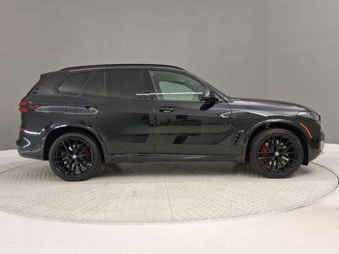 Used 2025 BMW X5 xDrive40i w/ M Sport Package AWD/4WD image 8
