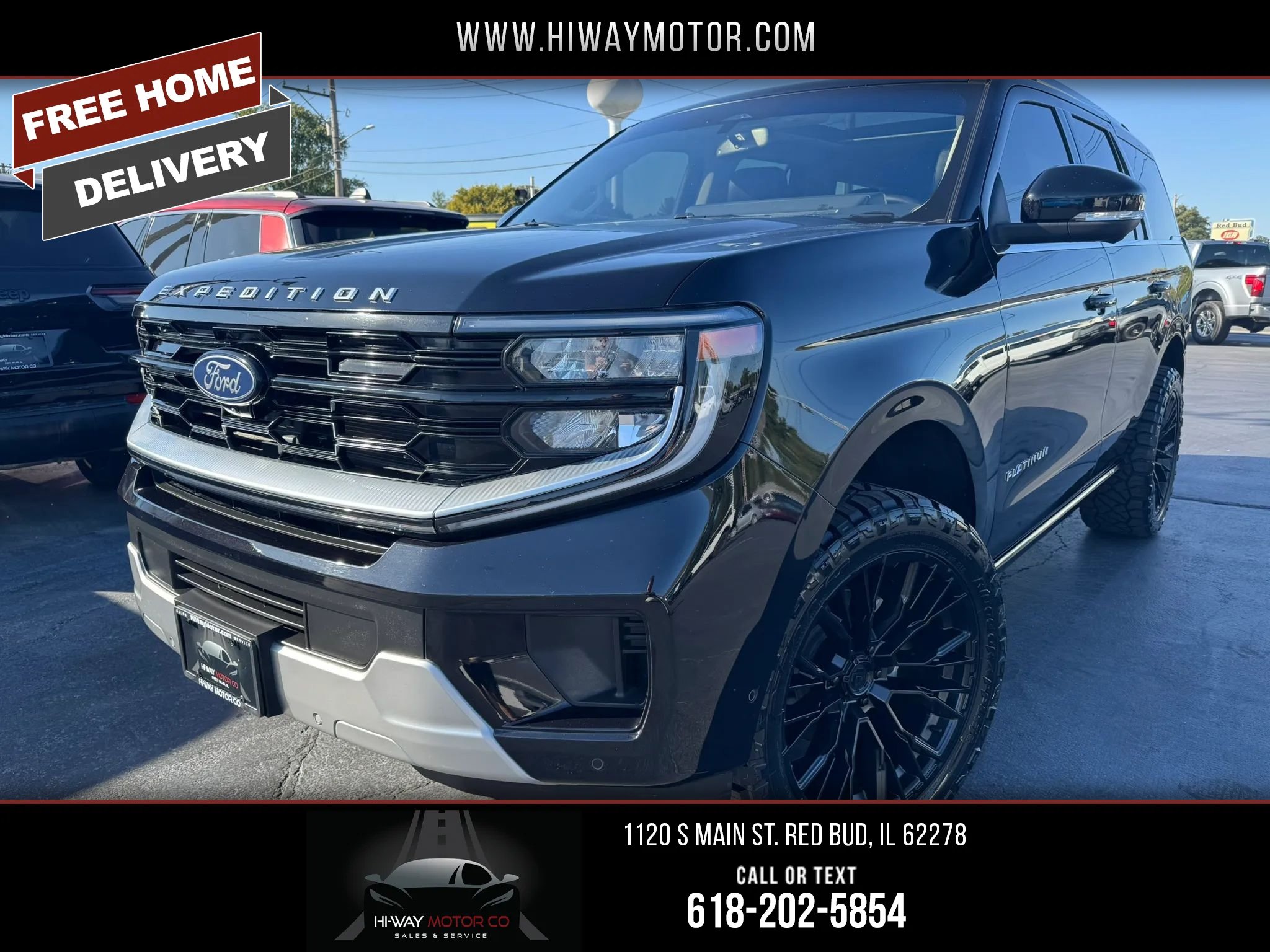 Used 2025 Ford Expedition Platinum AWD/4WD image 1