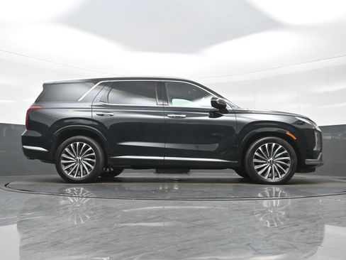 Certified 2023 Hyundai Palisade Calligraphy w/ Cargo Package AWD/4WD image 34