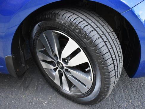 Used 2013 Kia Forte Koup EX FWD image 39