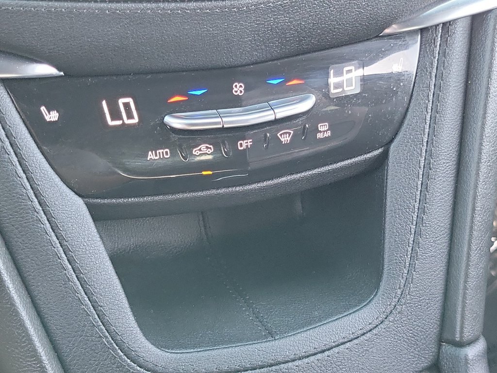 Used 2024 Cadillac XT5 Premium Luxury FWD image 12