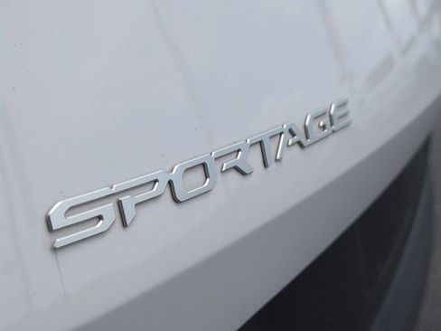 Used 2023 Kia Sportage X-Line w/ X-Line Premium Package AWD/4WD image 6