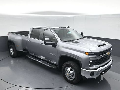 Used 2025 Chevrolet Silverado 3500 LT w/ All Star Edition AWD/4WD image 37